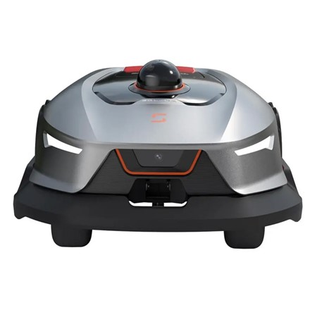  Robot koszący Sunseeker X4 Elite 1200 przygotowany do pracy w ogrodzie.