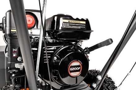 Szeroka zamiatarka spalinowa Cedrus ZM04 80cm z silnikiem Loncin i regulowaną szczotką roboczą