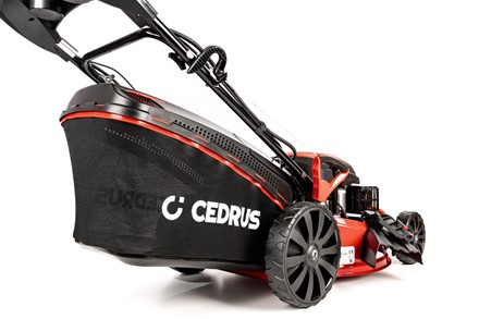 Kosiarka spalinowa z napędem CEDRUS KS53SV-E z elektrycznym rozruchem e-start i stalową obudową 53 cm