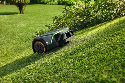 Zestaw terenowy STIHL iMOW® 12 z kołami trakcyjnymi do robotów koszących EVO