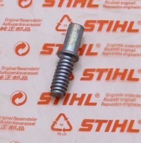 Śruba D8 - 0000 664 2402