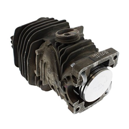 Cylinder z tłokiem Ø 44,7 mm 1141 020 1204