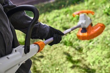 Kosa akumulatorowa FSA 50 STIHL z akumulatorem i ładowarką