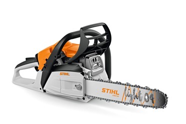Zestaw STIHL MS 212 z dodatkowym łańcuchem tnącym, torbą transportową, butelką do mieszanki paliwowej, osłoną prowadnicy i kluczem serwisowym