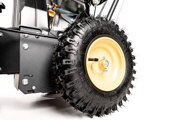 Szeroka zamiatarka spalinowa Cedrus ZM04 80cm z silnikiem Loncin i regulowaną szczotką roboczą