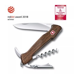 Scyzoryk Victorinox Wine Master Wood z korkociągiem i nożykiem do folii w drewnianej obudowie, nagrodzony Red Dot Award 2018.