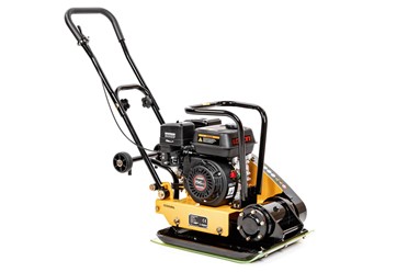 Zagęszczarka spalinowa Cedrus ZG80L 78kg z ramą ochronną silnika i zamontowanymi kołami transportowymi