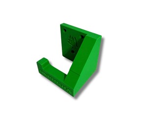 Uchwyt ścienny do nożyc do żywopłotu STIHL HS 45 wydrukowany w technologii 3D zamontowany na ścianie garażu