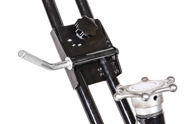 Spalinowa zacieraczka do betonu Cedrus CEDZC01 o średnicy 60 cm z silnikiem Loncin i dyskiem zacierającym