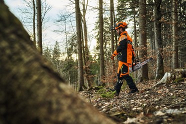 Kurtka robocza STIHL ADVANCE ShellTEC – pomarańczowo-czarna, slim fit, z odblaskami