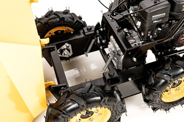 Transporter spalinowy Cedrus TR300 4x4 z silnikiem Loncin i terenowymi oponami