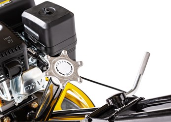 Spalinowa zacieraczka do betonu Cedrus CEDZC01 o średnicy 60 cm z silnikiem Loncin i dyskiem zacierającym